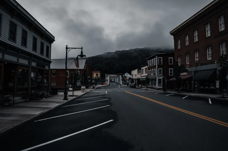The Art of the Exit: What History Teaches About Knowing When to Walk Away